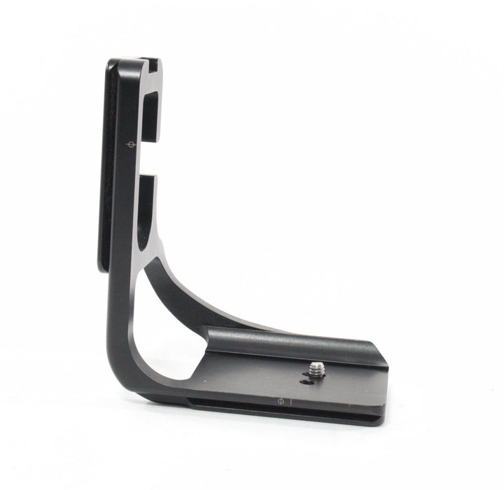 Really Right Stuff BGE6-L5 L-Bracket for Canon EOS 5D MKII with BG-E6 Grip