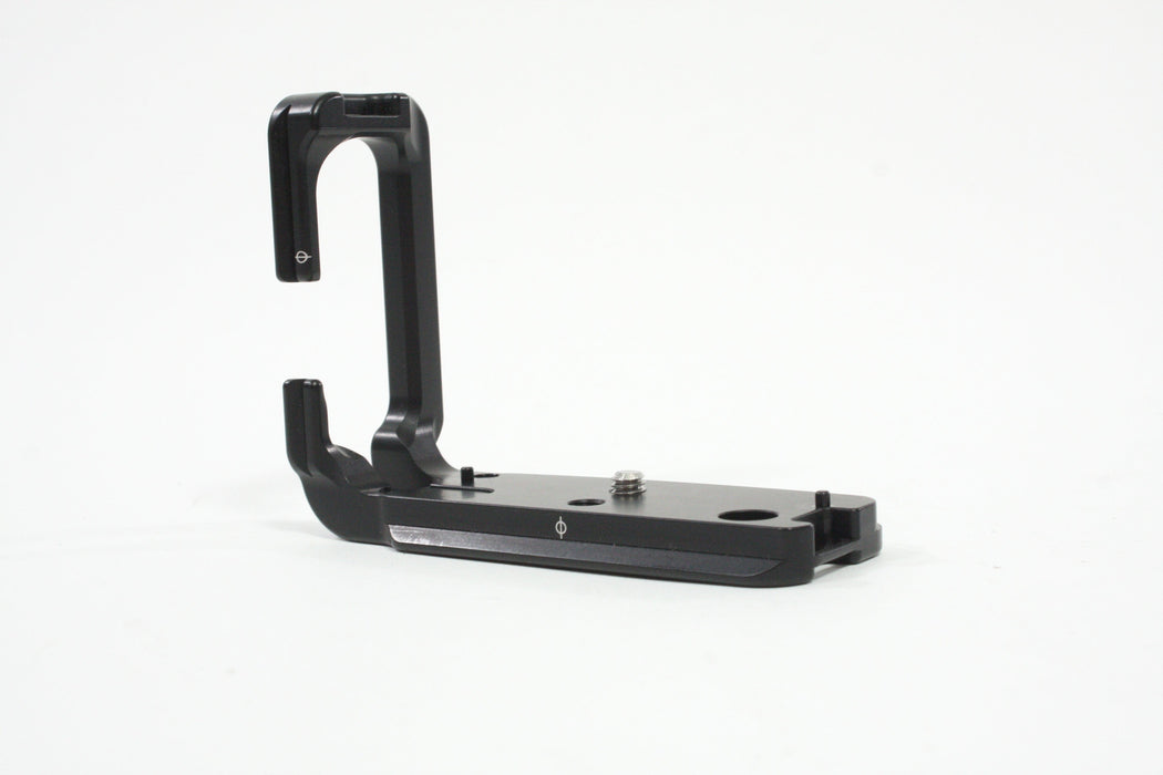 Really Right Stuff L-Bracket for Canon EOS R Model BEOSR-L