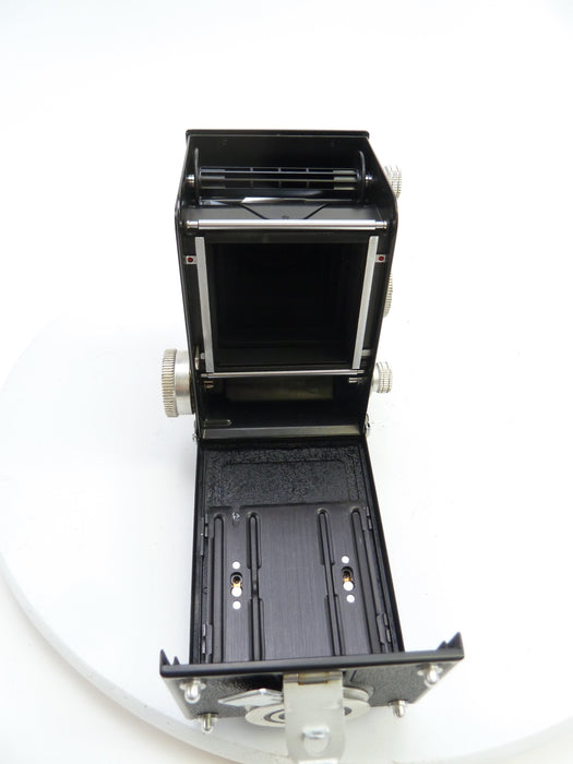 Rollei Rolleicord VB Serial # 2126471 with case