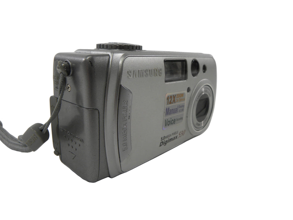 Samsung Digimax 530  5.0mp Digital Camera