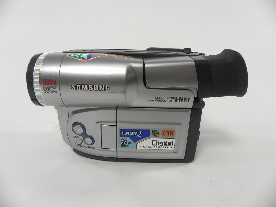 Samsung SCL-700 Hi8 Camcorder