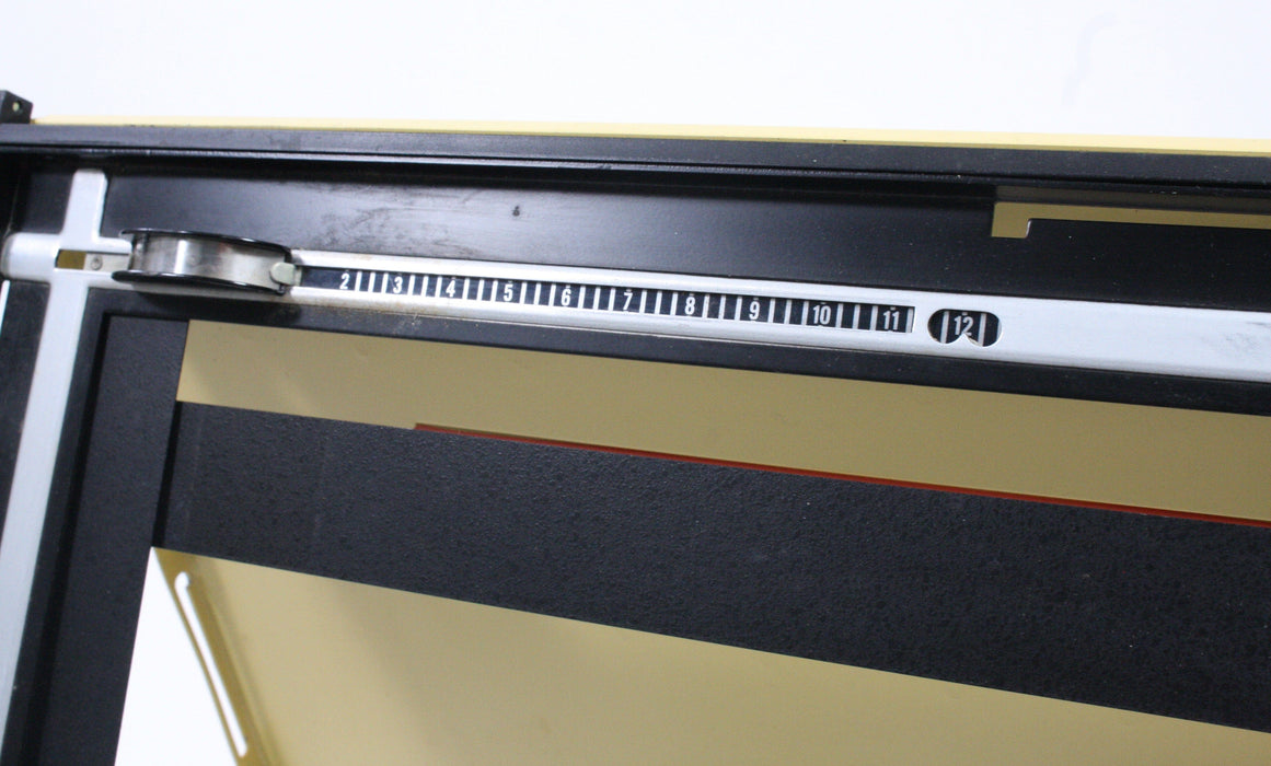 Saunders 14x17 Four Blade Easel