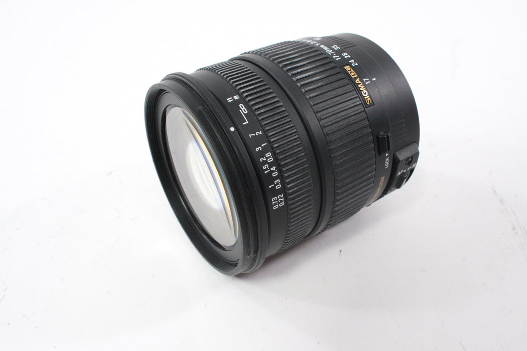 Sigma 17-70mm f/2.8-4 Macron HSM DC Lens for Canon EF-S Mount