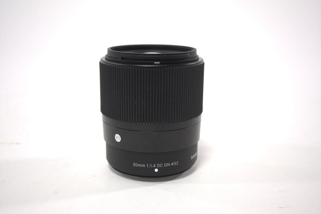Sigma 30mm F/1.4 DC DN for Fuji Film X mount