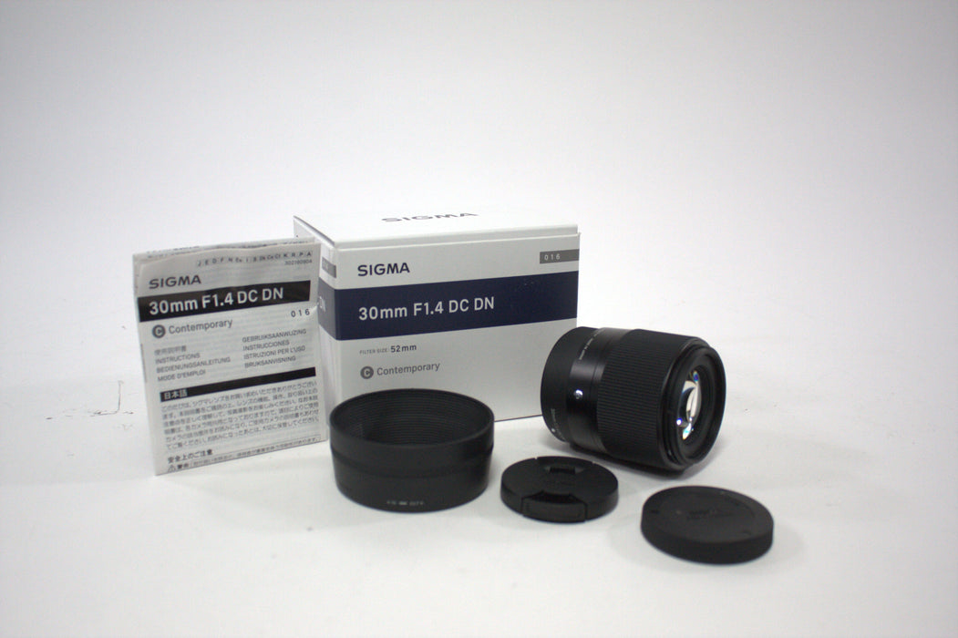 Sigma 30mm F/1.4 DC DN for Fuji Film X mount