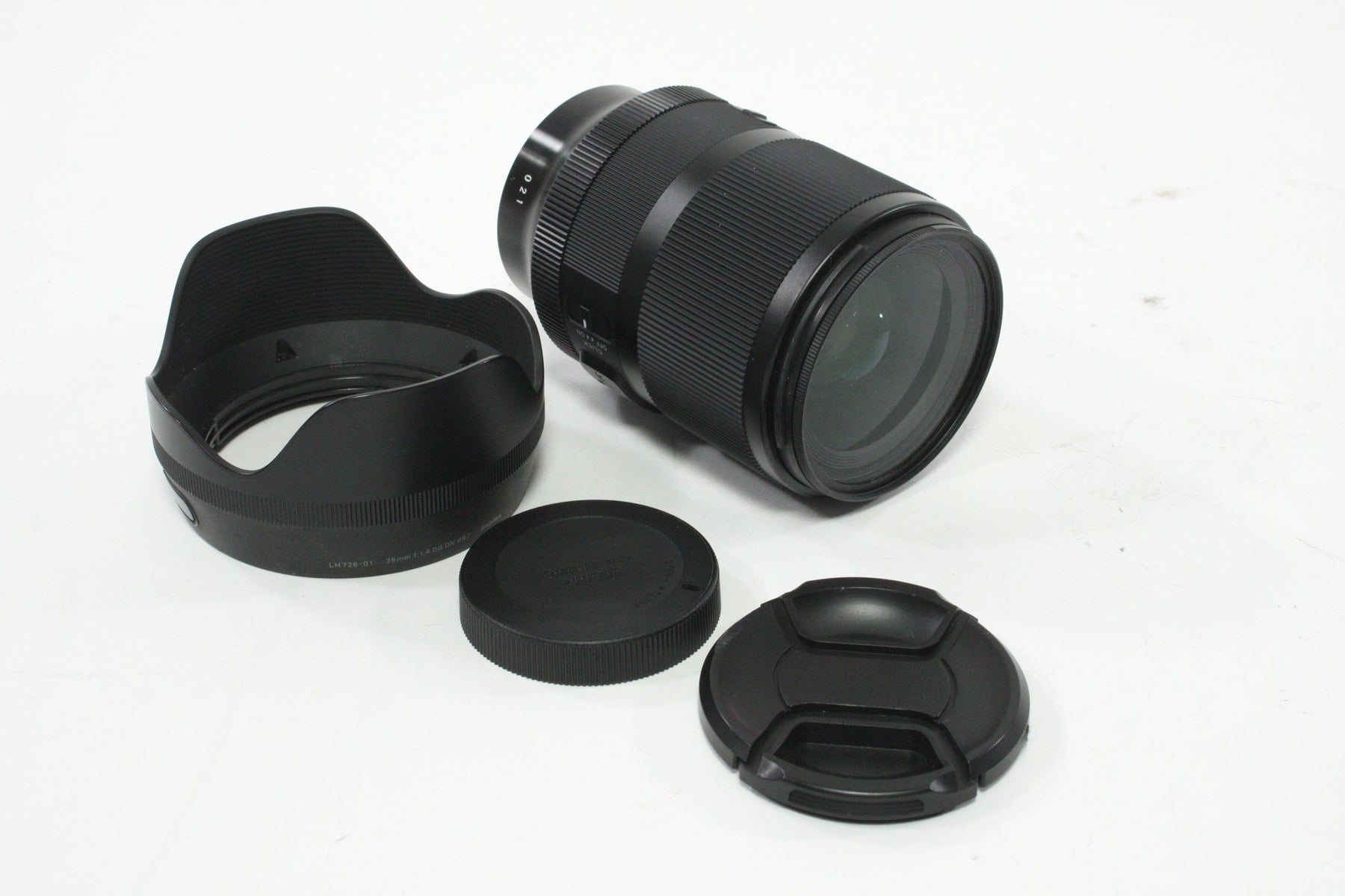 Sigma 35mm f/1.4 DG DN Art Lens for Sony E Mount