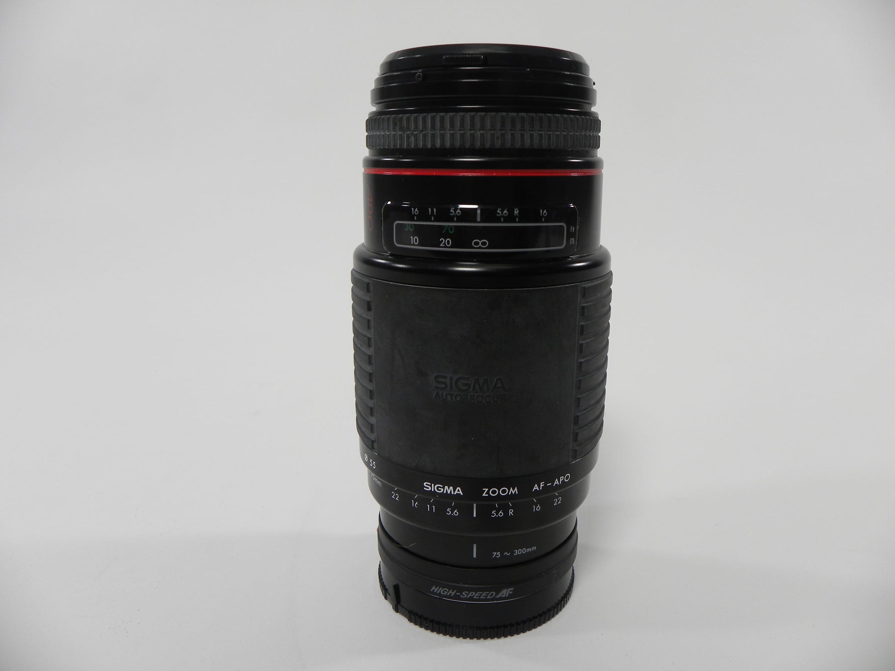 Sigma AF APO Zoom 75-300mm f4.5-5.6 A Mount