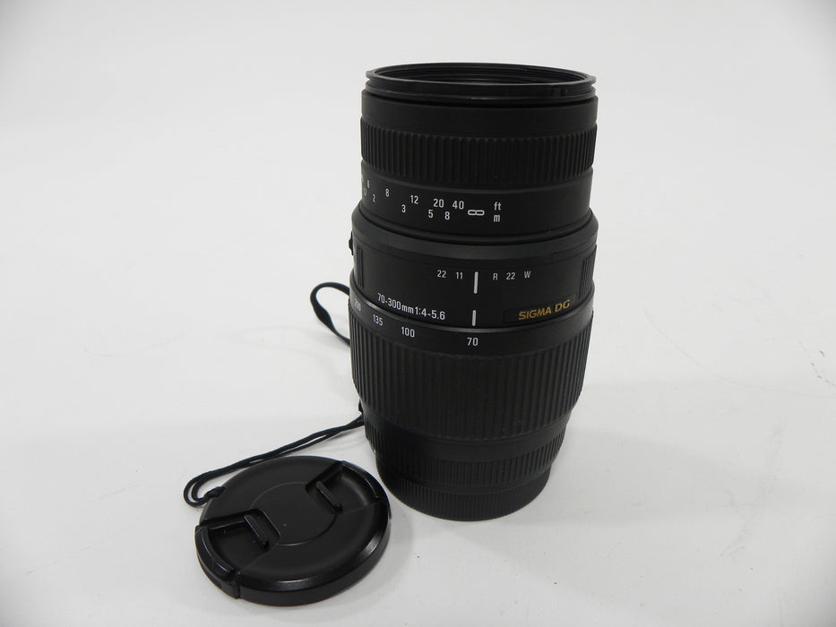Sigma DG 70-300mm f4-5.6 Canon EF lens