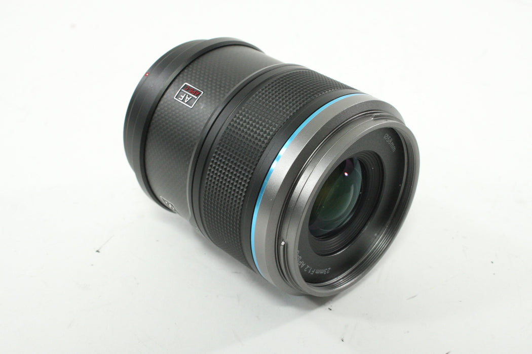 Sirui 56mm, 33mm, and 23mm f1.2 APS-C AF Lens Kit for Sony E