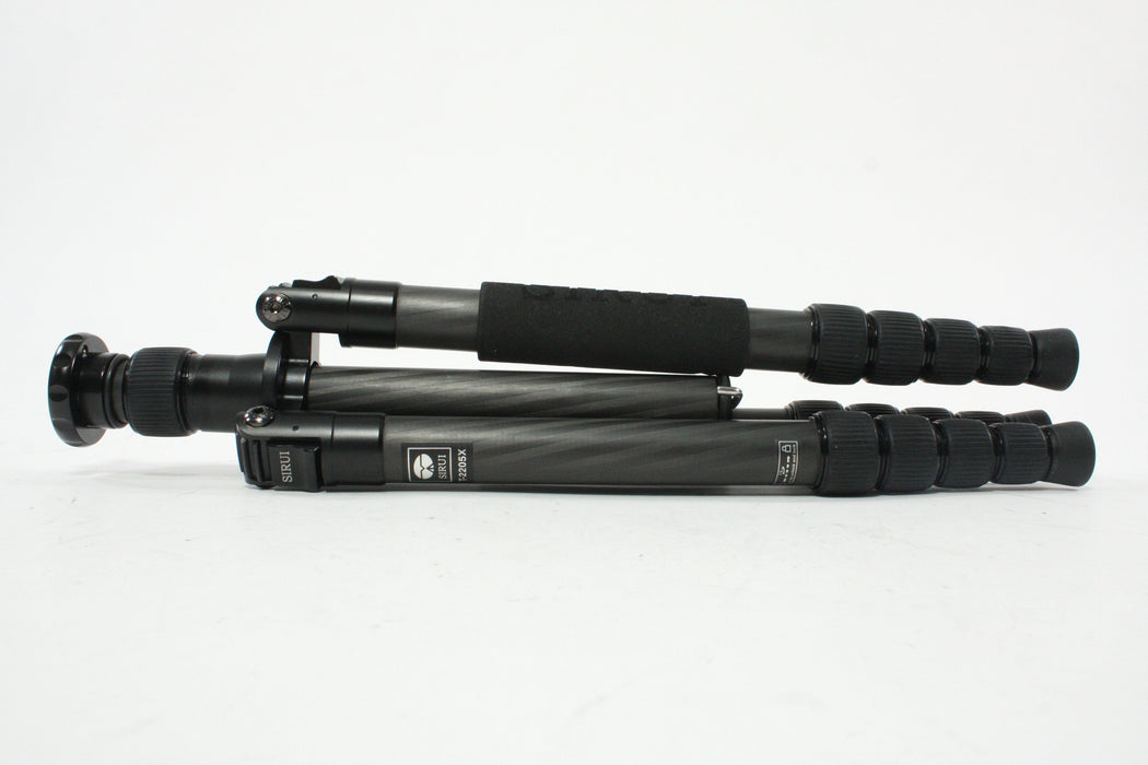 Sirui T-2205X 5-Section Carbon Fiber Tripod