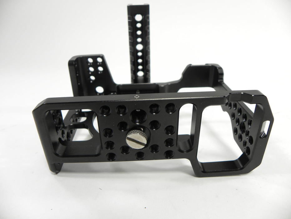 Small Rig Bracket for the Sony A73