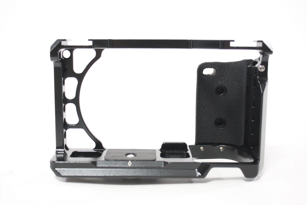 SmallRig Camera Cage with Top Handle for Sony A6700