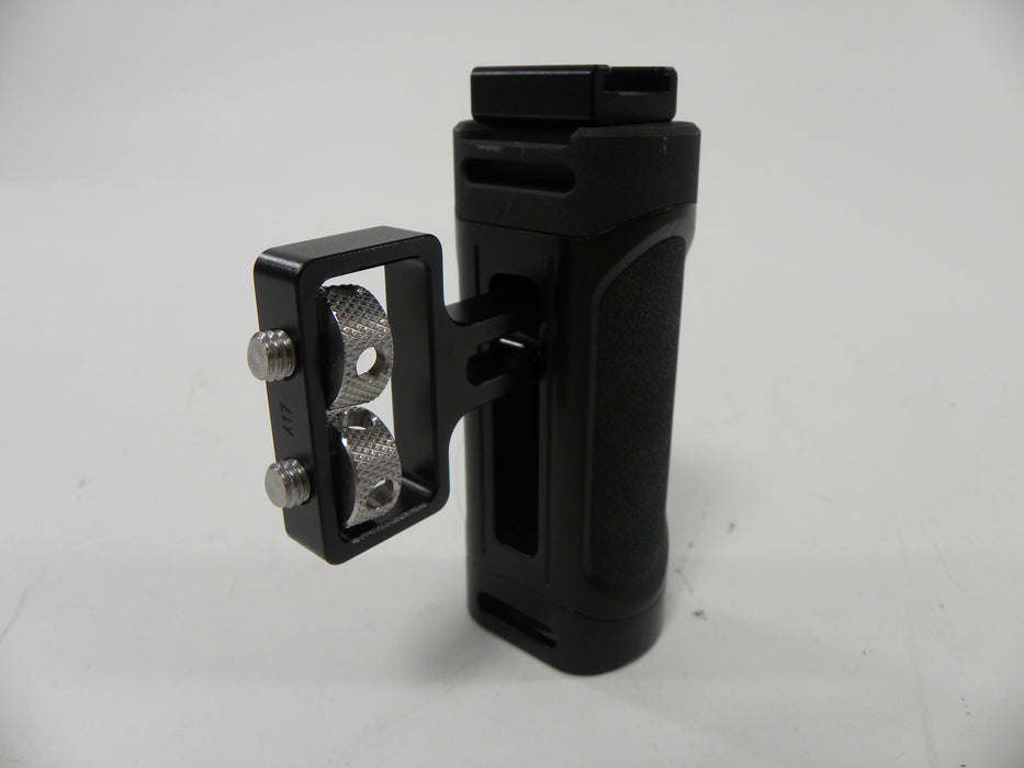 SmallRig Mini w/Side Handles 1/4 20 Threads