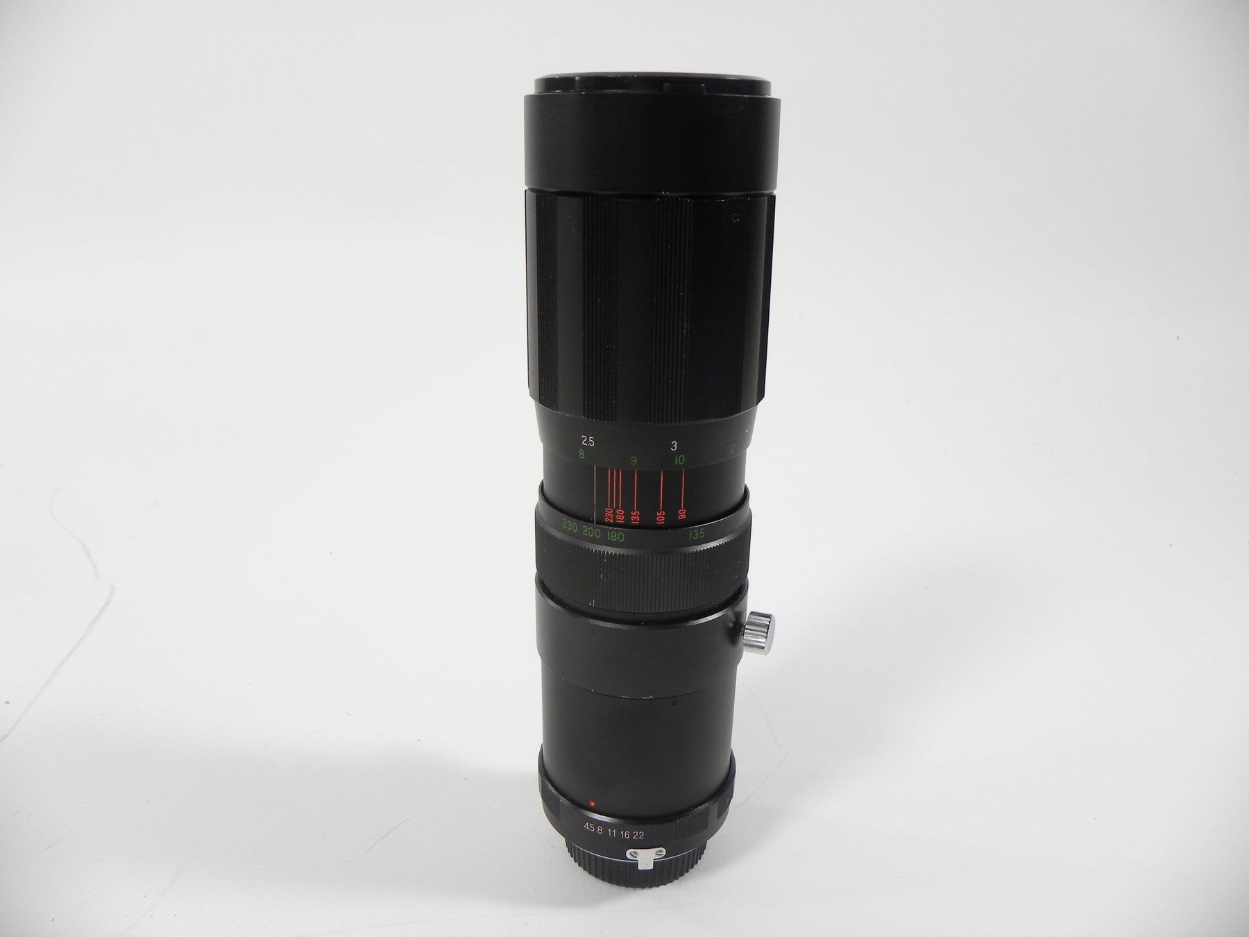 Soligor Auto Zoom 90-230mm f4.5 Minolta MD Mount