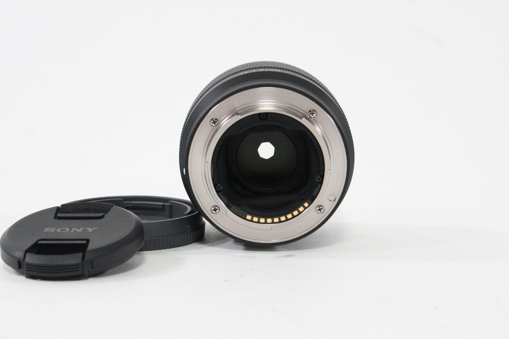 Sony 50mm f/1.8 FE