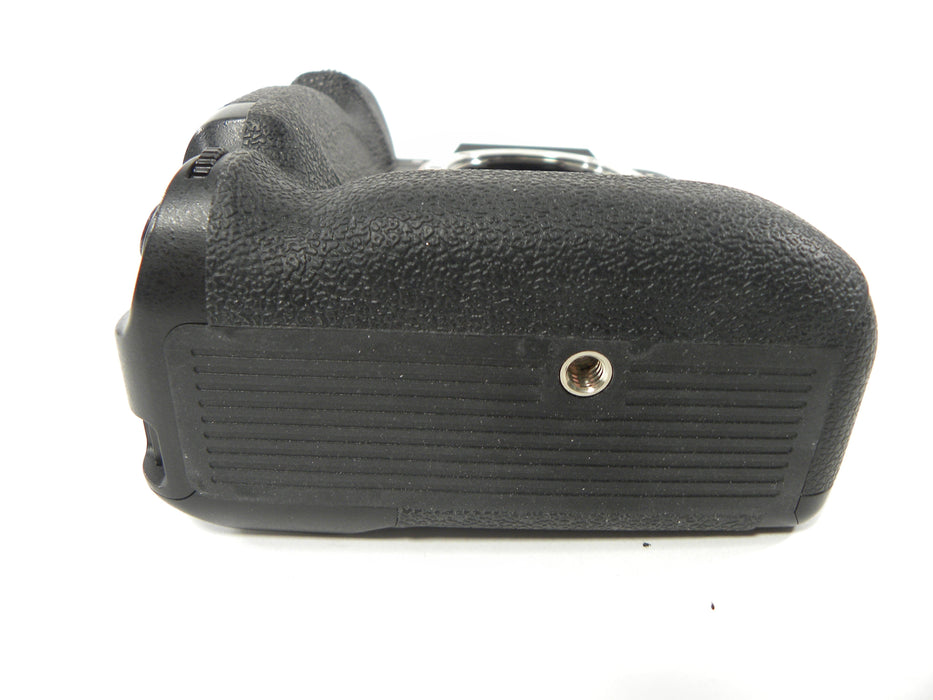 Sony a 7R IV 61.0mp Digital Mirrorless Camera Body only Shutter Ct. 5,304