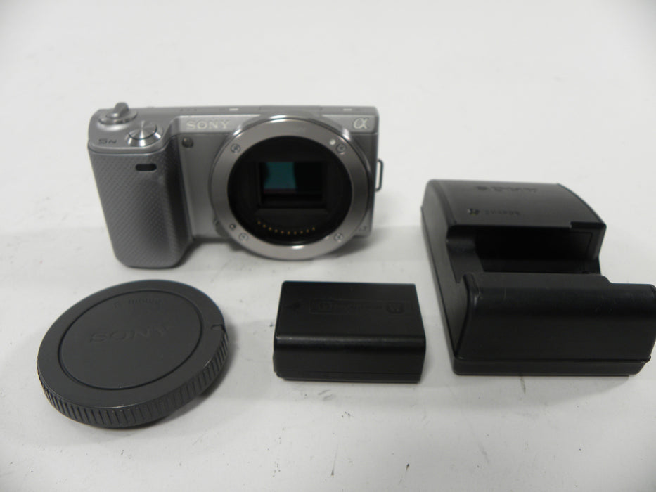 Sony a NEX N5 16.1mp Digital Mirrorless Camera body only