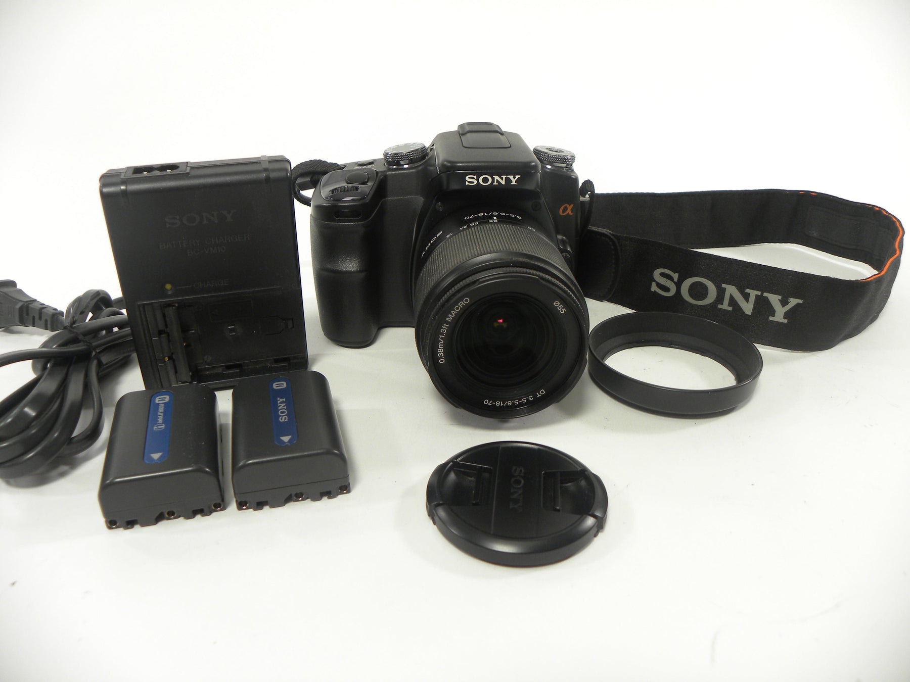 Sony a100 10.2mp Digital SLR w/DT 18-70mm f3.5-5.6