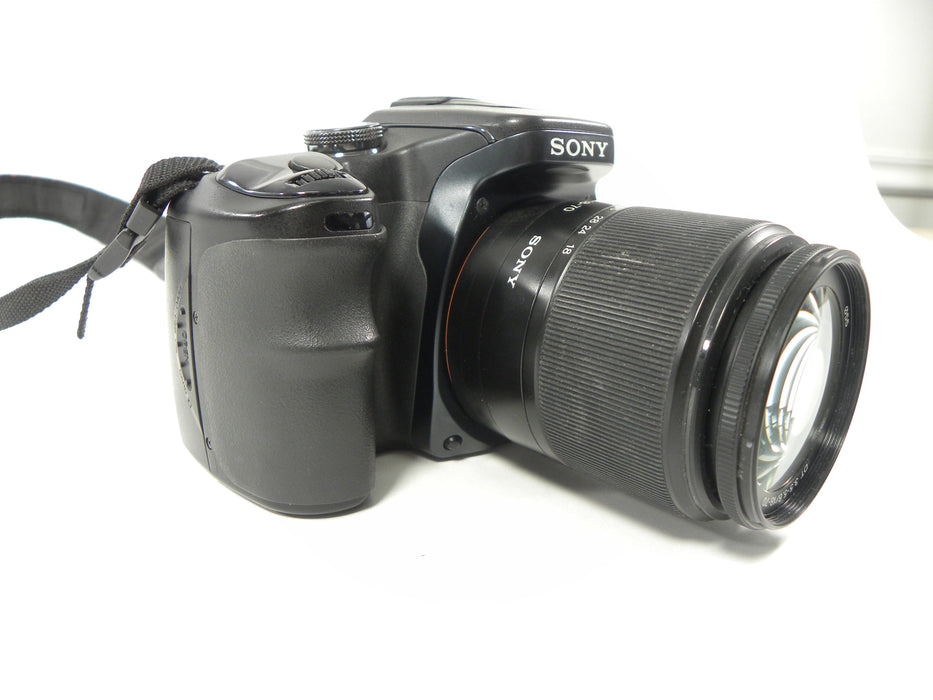 Sony a100 10.2mp Digital SLR w/DT 18-70mm f3.5-5.6