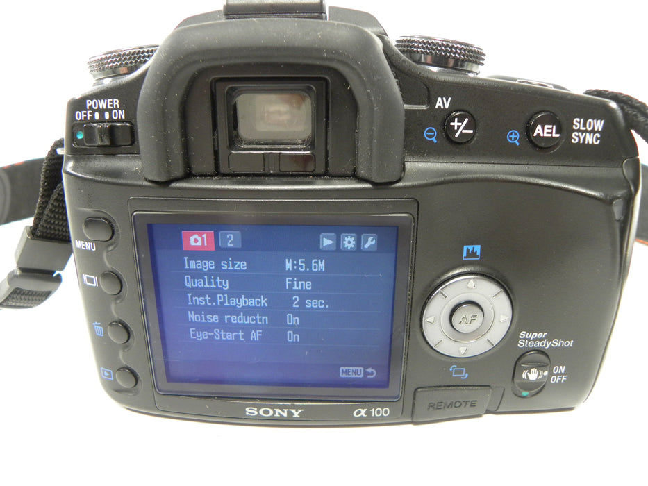 Sony a100 10.2mp Digital SLR w/Sony DT Macro 18-70mm f3.5-5.6