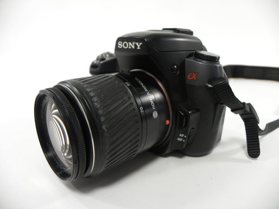 Sony a550 14mp Digital SLR w/Minolta AF DT Zoom 18-70 Shutter Ct. 29,943