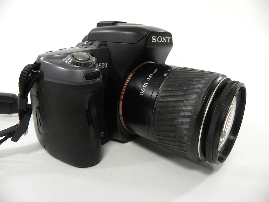 Sony a550 14mp Digital SLR w/Minolta AF DT Zoom 18-70 Shutter Ct. 29,943