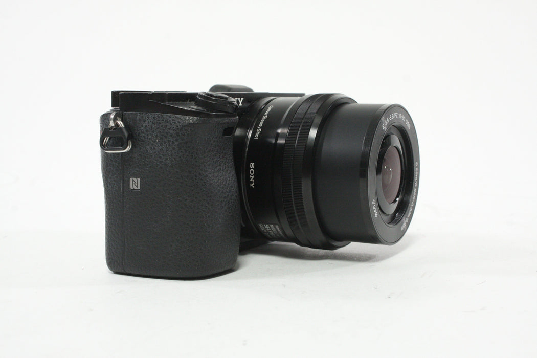 Sony a6000 Digital Mirrorless Camera with 16-50mm f/3.5-5.6 PZ with Shutter Count 11,094