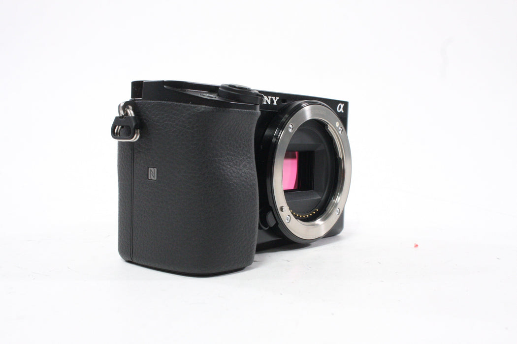 Sony a6100 Digital Mirrorless Camera with Shutter Count ONLY 341 AS-IS