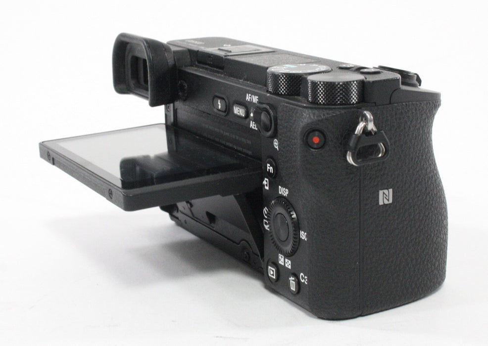 Sony a6500 Digital Camera Shutter Count ONLY 1,401 (incl dummy battery)