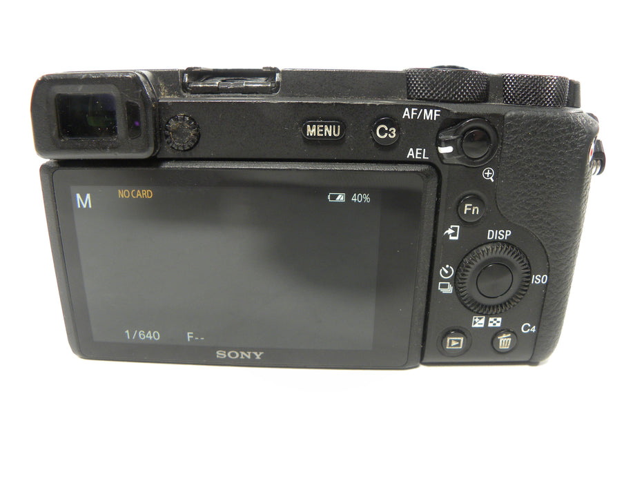 Sony a6600 24.2mp Digital Mirrorless camera body only Shutter Ct. 319,384