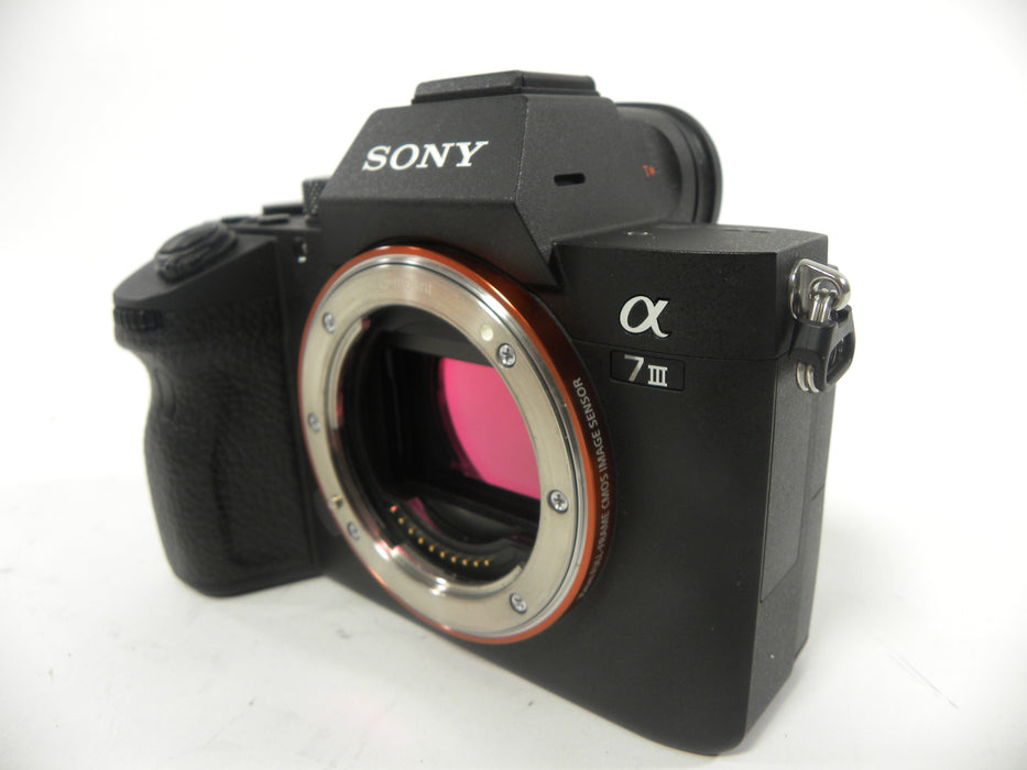 Sony a7 III 24.2mp Mirrorless Digital Body Only Shutter Ct. 4,151