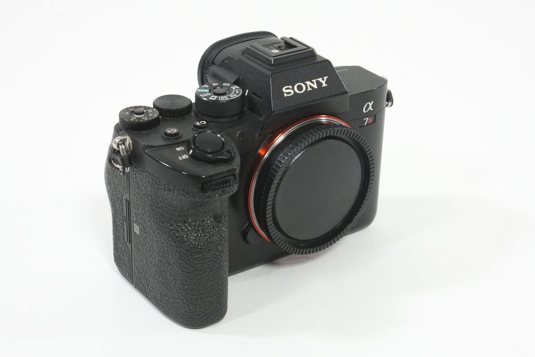 Sony A7R IV Body Only - Shutter Count 97,972
