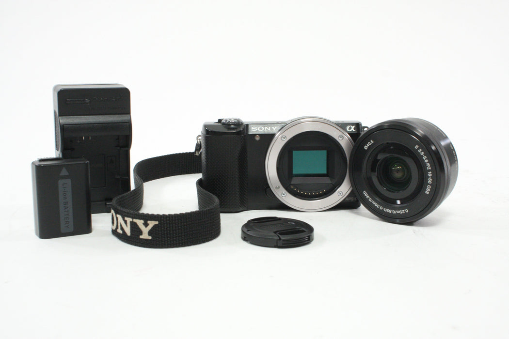 Sony Alpha a5000 Camera with 16-50mm f.3.5-5.6 Power Zoom Lens Shutter Count ONLY 768