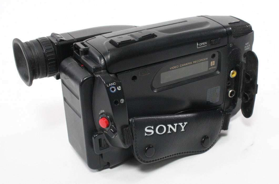 Sony CCD-TR23 Handyman Video 8 Camcorder