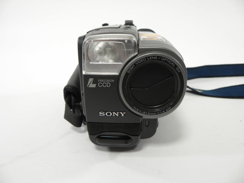Sony CCD-TR96 Video 8 Handycam Camcorder