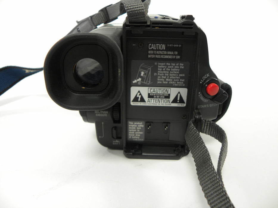 Sony CCD-TR96 Video 8 Handycam Camcorder