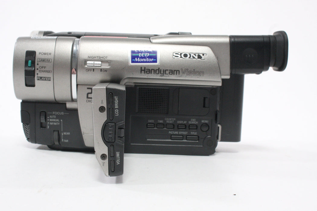 Sony CCD-TRV37 Handycam Vision Camcorder