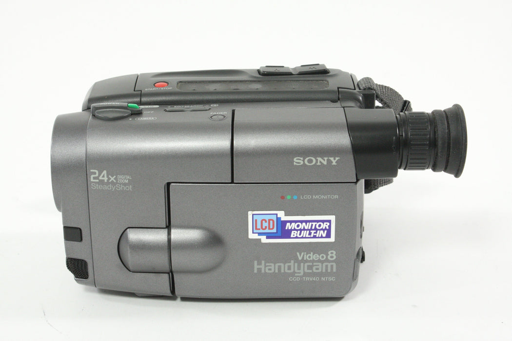 Sony CCD-TRV40 Video 8 Camcorder