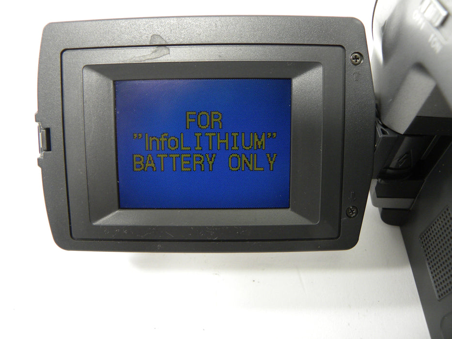 Sony CCD-TRV58 Hi8 Handycam Camcorder