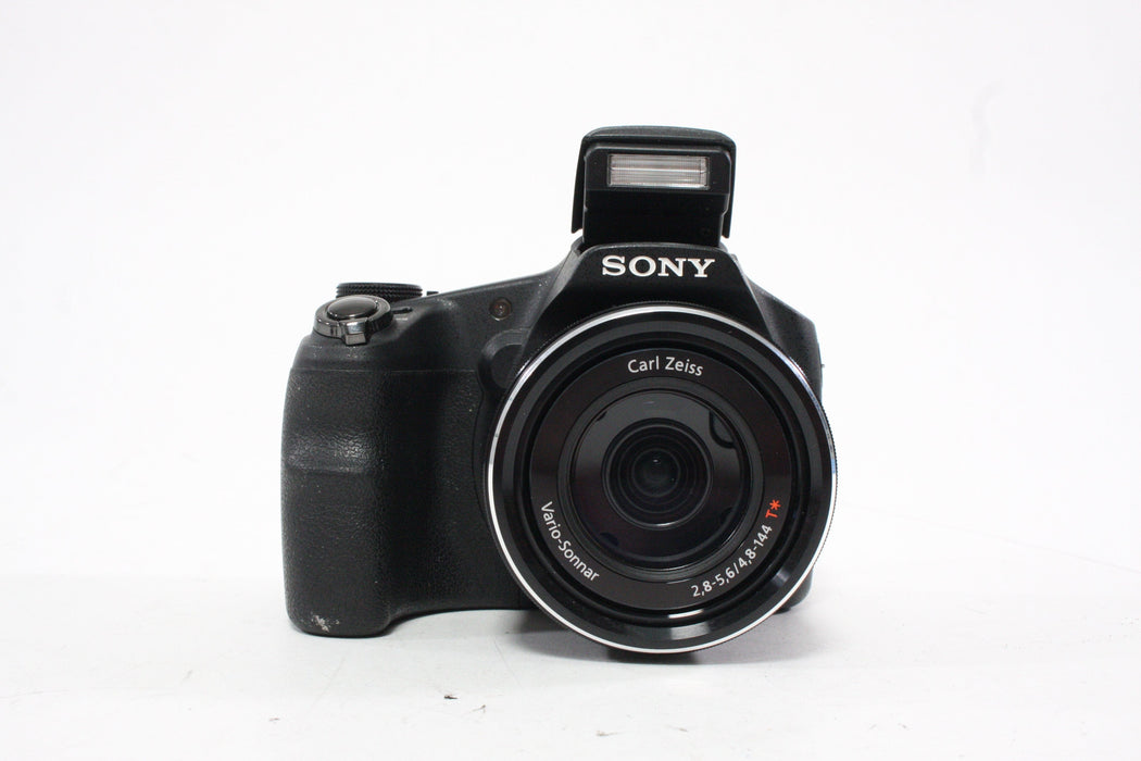 Sony Cyber-shot DSC-HX200V Digital Camera