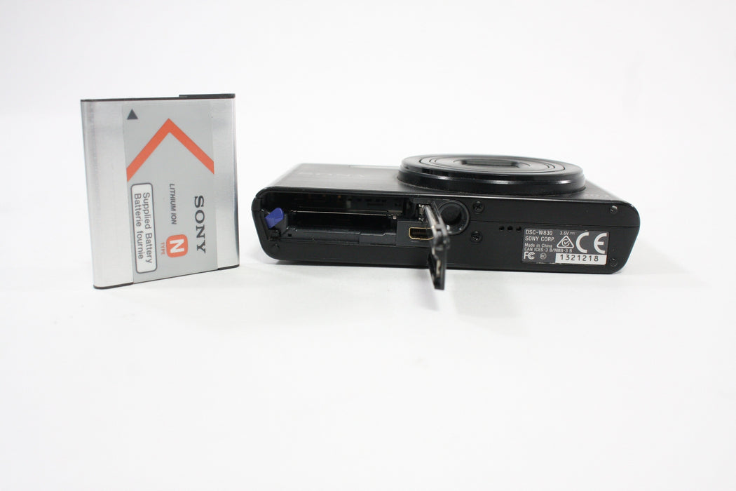 Sony Cyber-shot W830 Digital Point-and-Shoot Camera 8x Zoom 20.1mp