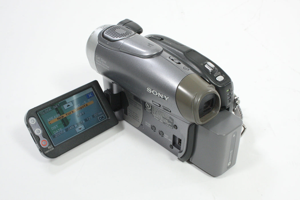 Sony DCR-DVD 403 Camcorder