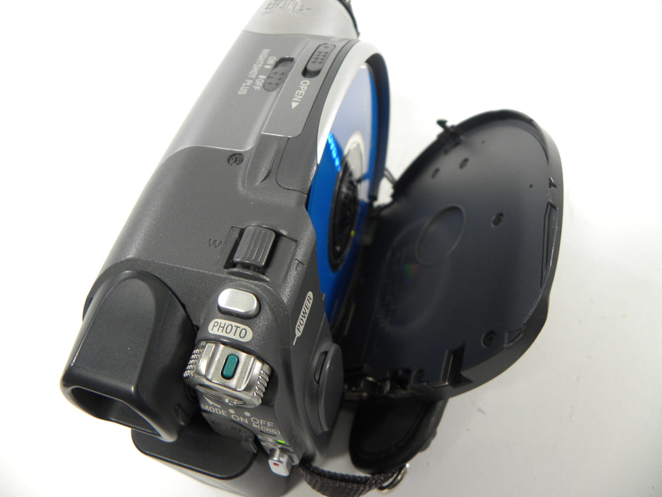 Sony DCR-DVD205 RW Handycam Camcorder