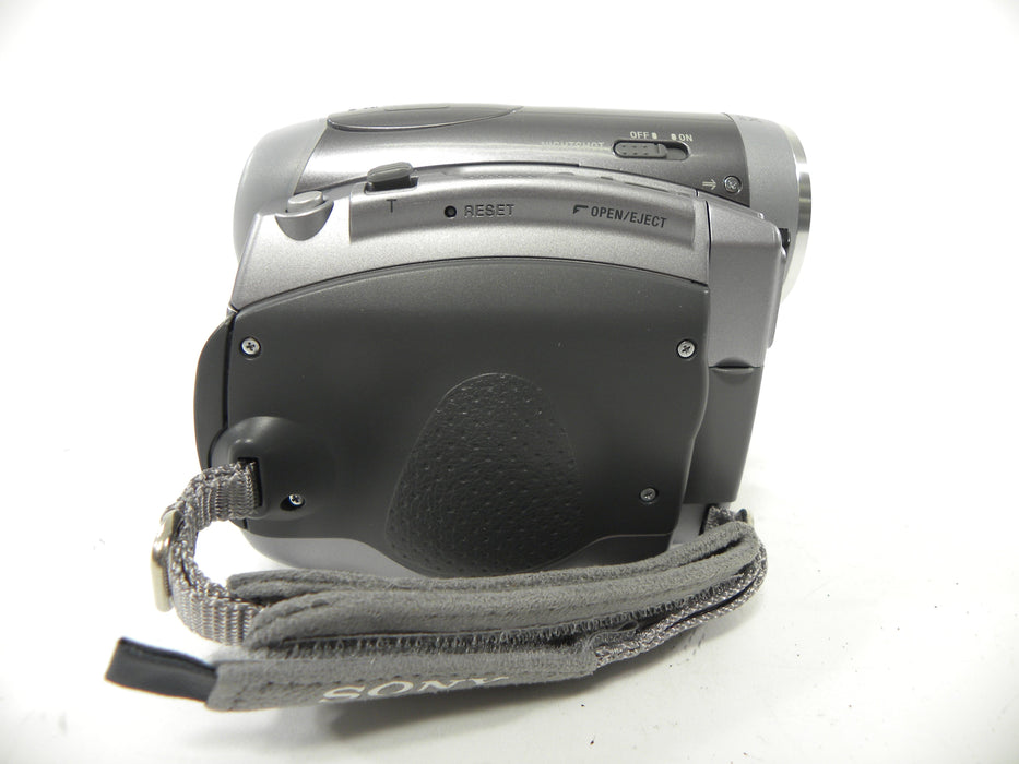Sony DCR-HC90 NTSC Wide LCD Handycam