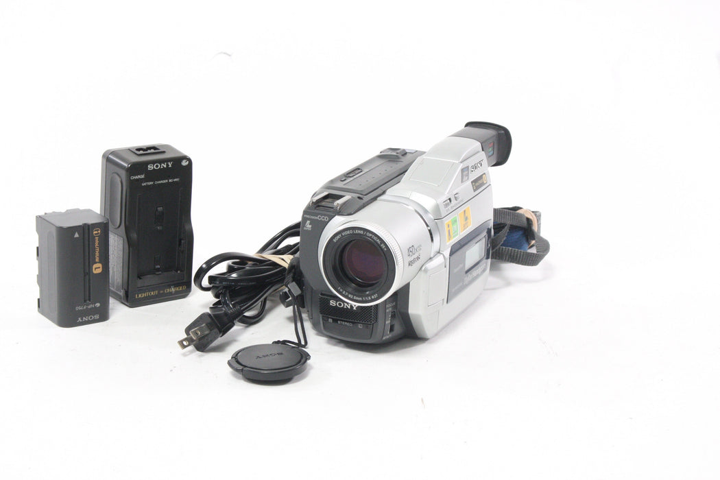 Sony DCR-TRV720 Digital 8 Camcorder