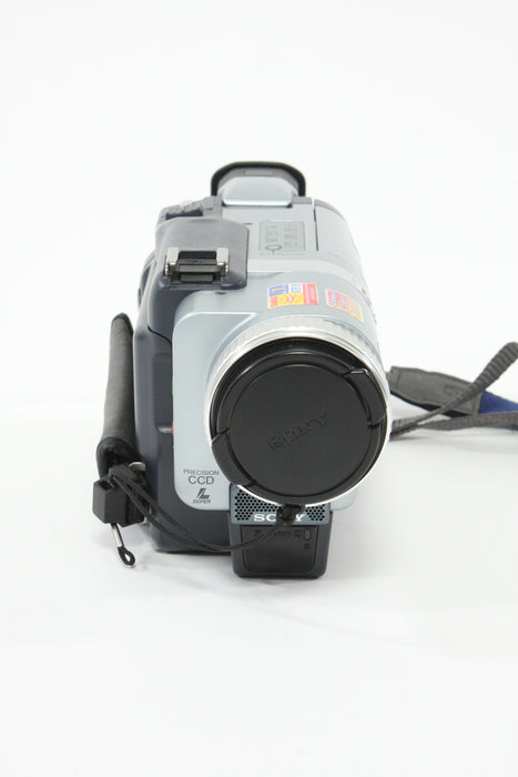 Sony DCR-TRV730 Digital 8 Megapixel Camcorder
