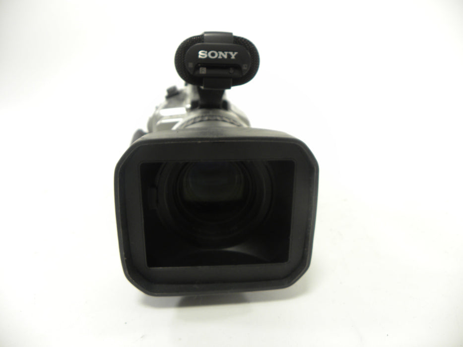 Sony DCR-VX2000 MiniDV Super Steady Shot Camcorder