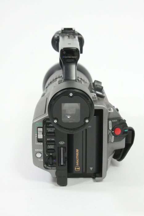 Sony DCR-VX2100 Mini DV Camcorder with x0.65 Wide Angle Lens