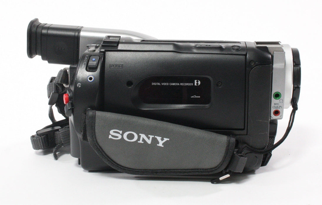 Sony Digital 8 DCR-TRV103 Camcorder