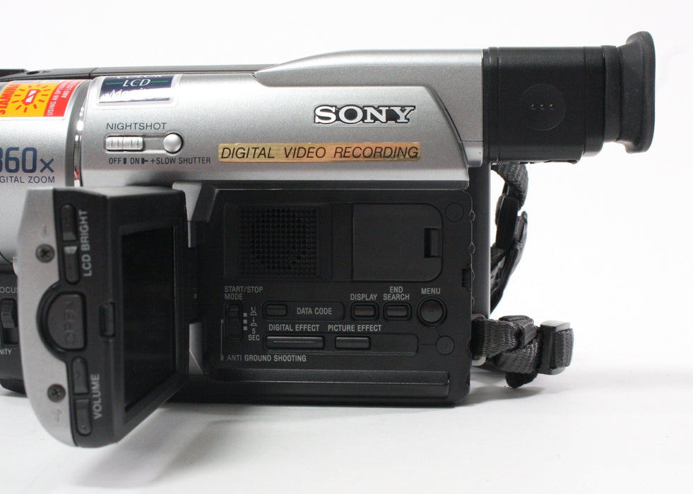 Sony Digital 8 DCR-TRV103 Camcorder